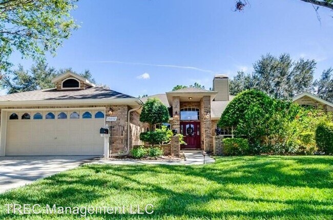 Building Photo - 15052 Green Valley Blvd