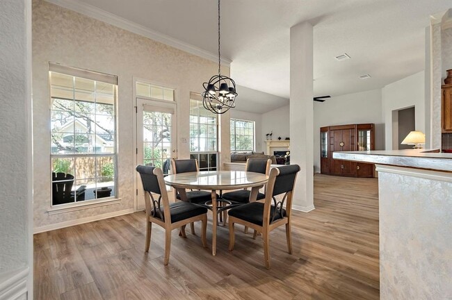 Building Photo - 10900 Peale Ct