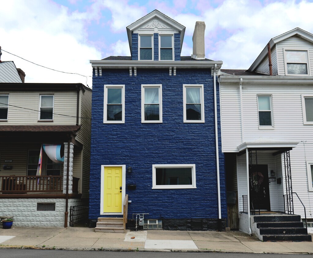 Primary Photo - 2145 Lowrie St