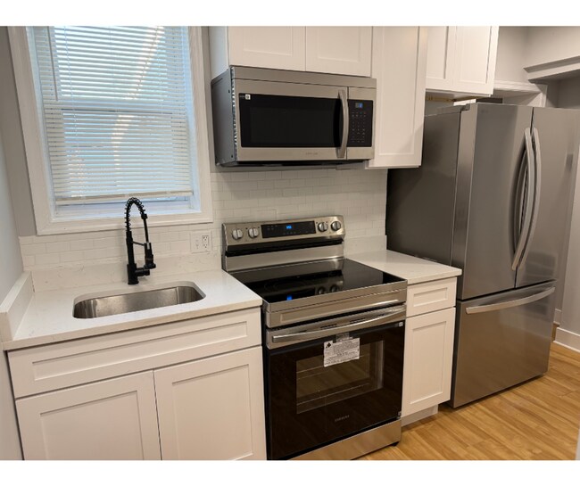 Foto del edificio - 1628 Benhill Ave