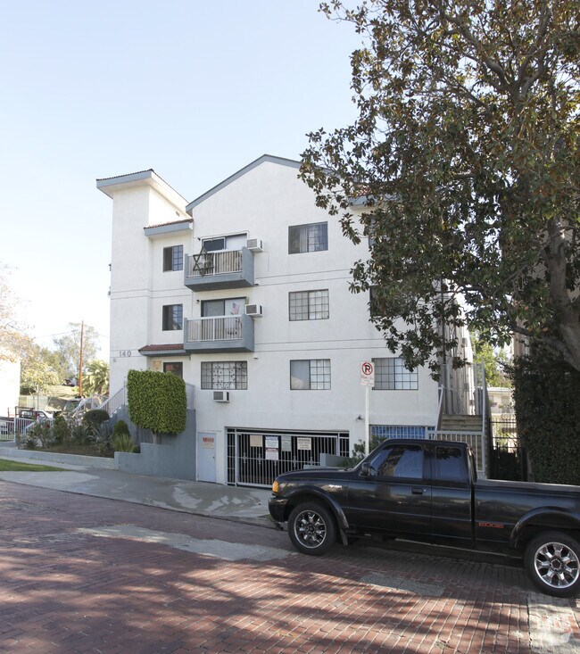 140 N Commonwealth Ave, Los Angeles, CA 90004 Apartments Los Angeles