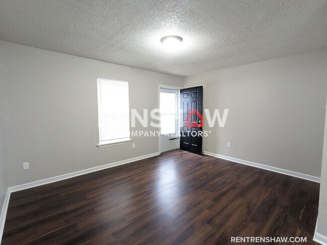 Foto del edificio - Half Off the First Full Month of Rent with...