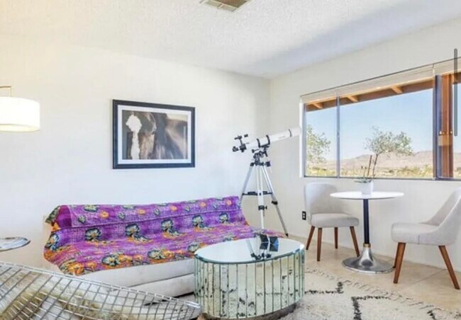 Foto del edificio - 7662 Quail Springs Rd