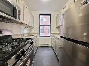 Building Photo - 675 Walton Ave