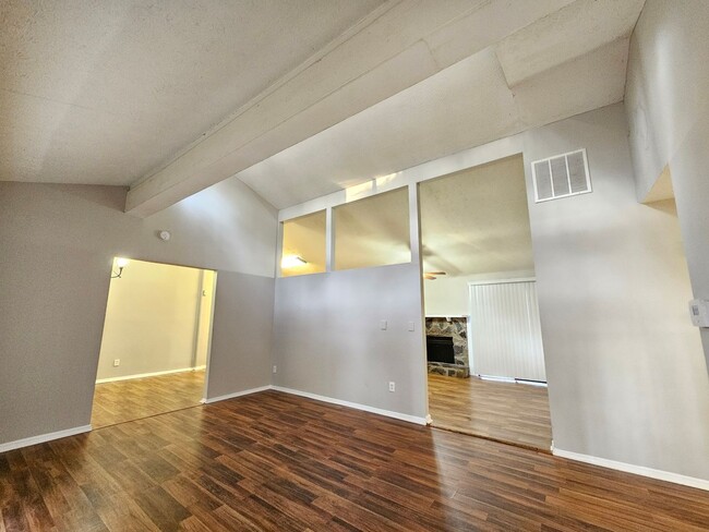 Building Photo - 4BR Ranch in Ellenwood