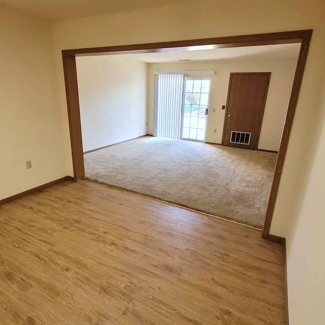 3217 Stonecreek Dr, Madison, WI 53719 Townhome Rentals in Madison WI