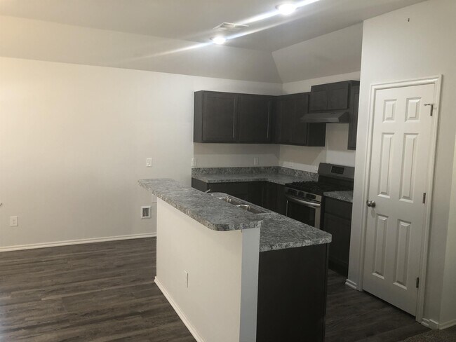 Foto del edificio - 11017 NW 98th St