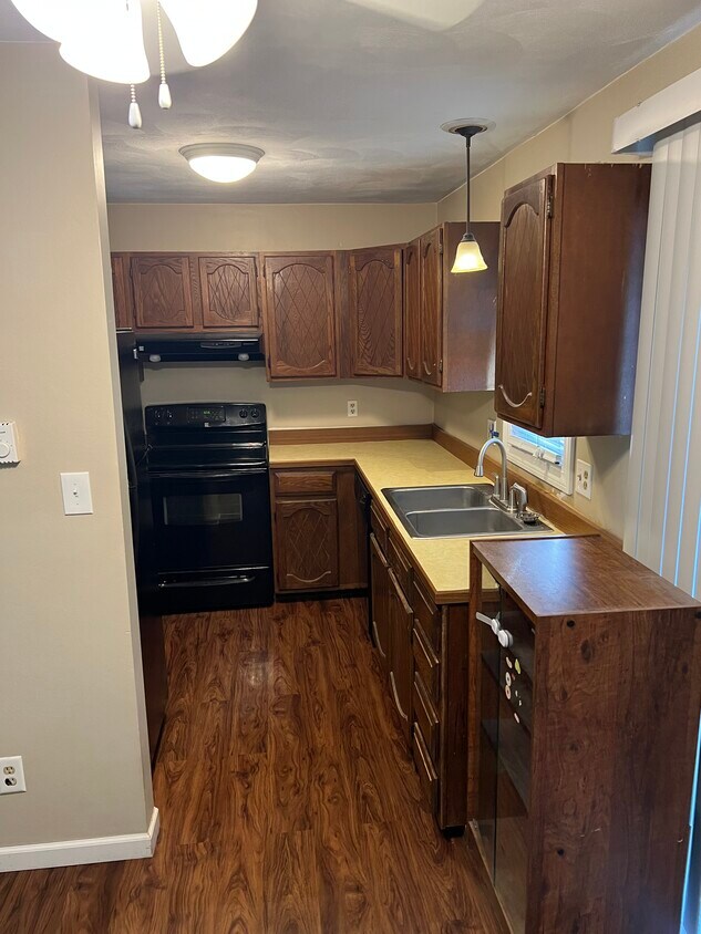 832 Oakdale Rd Unit 832, Johnson City, NY 13790 Apartments in Johnson