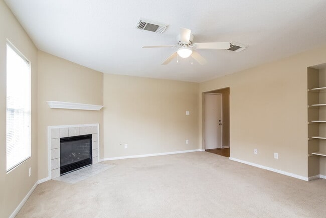 Building Photo - 1125 Willersley Ln