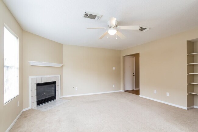 Foto del edificio - 1125 Willersley Ln