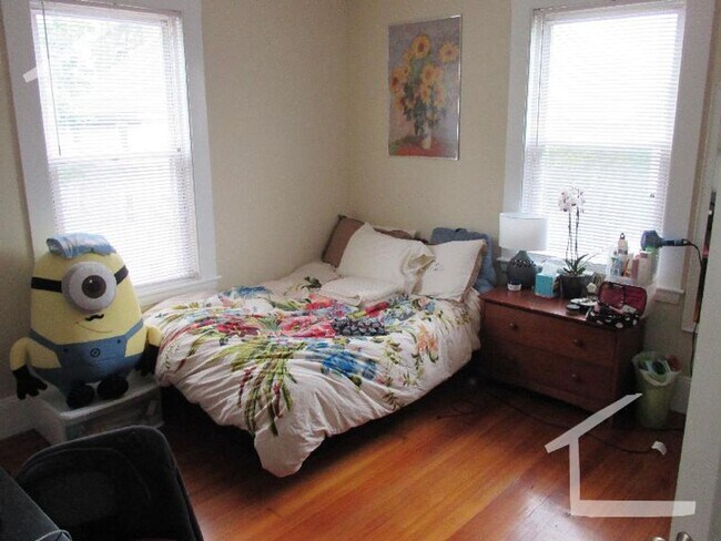 Foto del edificio - 9/1 Huge 5BR/2BA near Boston Landing, Brighton Ctr, no fee!