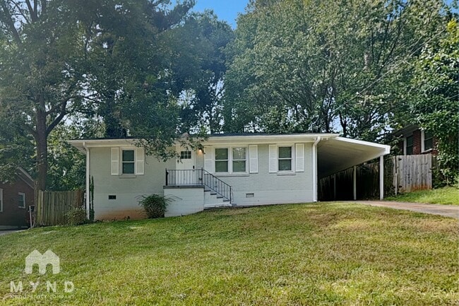 Building Photo - 3159 Latona Dr SW