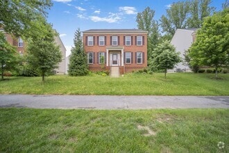 Building Photo - 9007 Central Park Dr