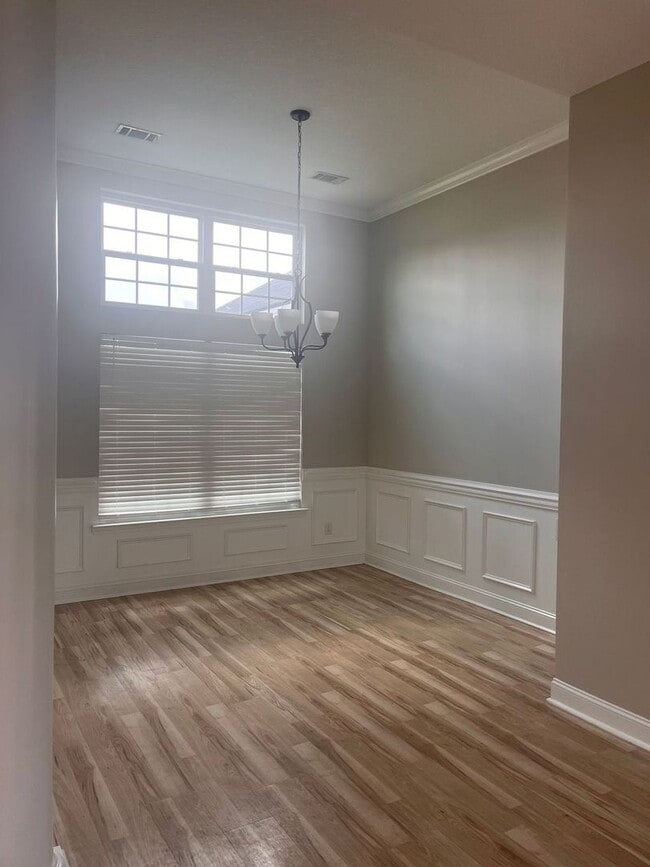 Building Photo - 128 Brasher Dr