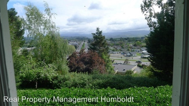 Foto del edificio - 5 br, 2 bath House - 1895 Scenic Drive