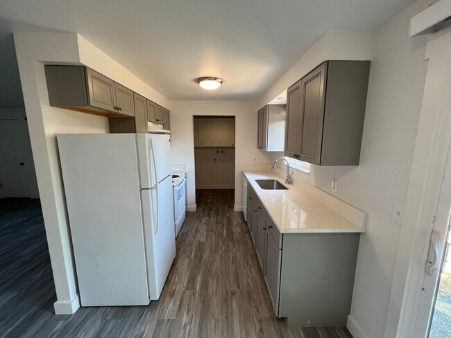 Photo - 3648 SE 108th Ave.- Apartment