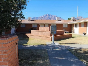 Building Photo - 8709 Lawson St