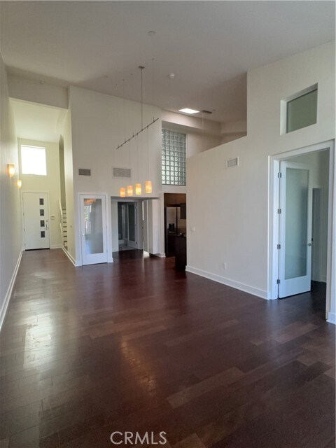 Foto del edificio - 600 Ridgeley Dr