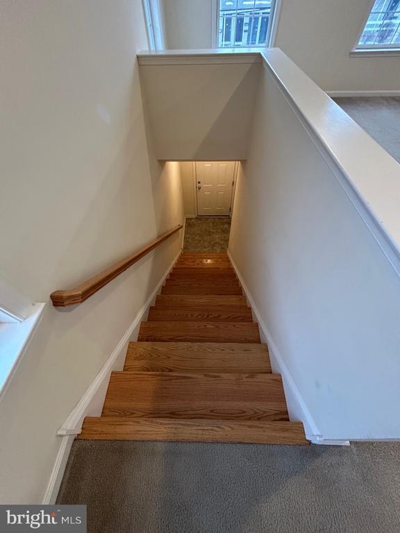 Foto del edificio - 414 W 7th St