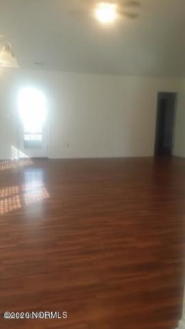 Building Photo - 312 Providence Dr