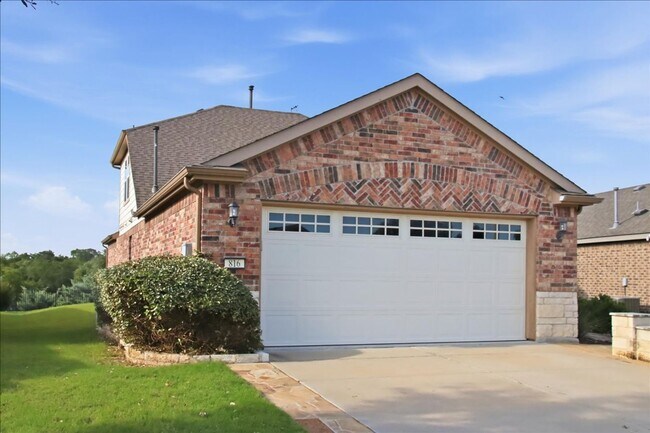 Building Photo - 816 Hamilton Ln