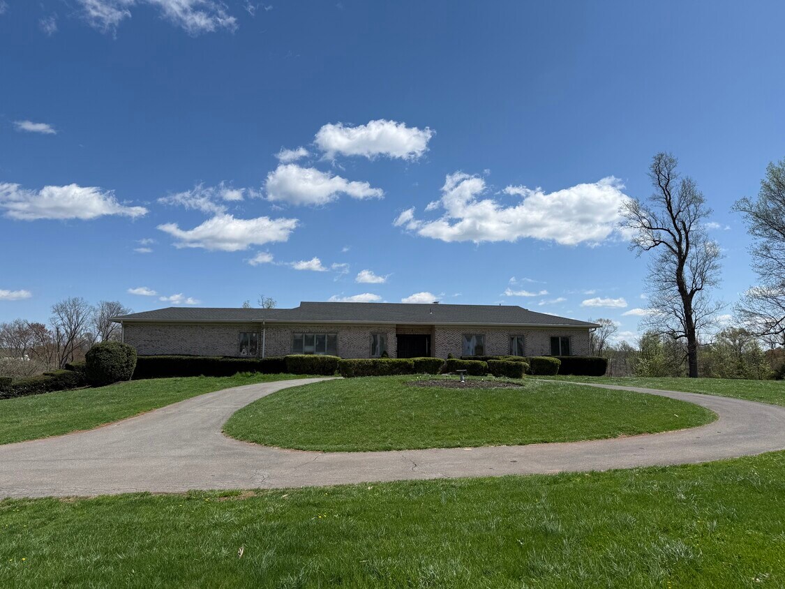 Front of house - 18020 Edwards Ferry Rd