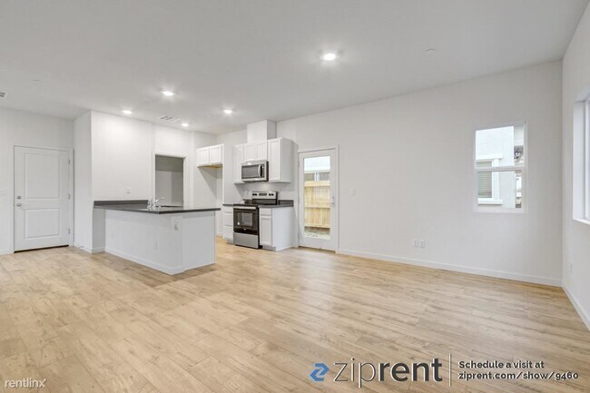 Foto del edificio - 3 br, 2 bath House - 5208 Cumberland Dr, R...