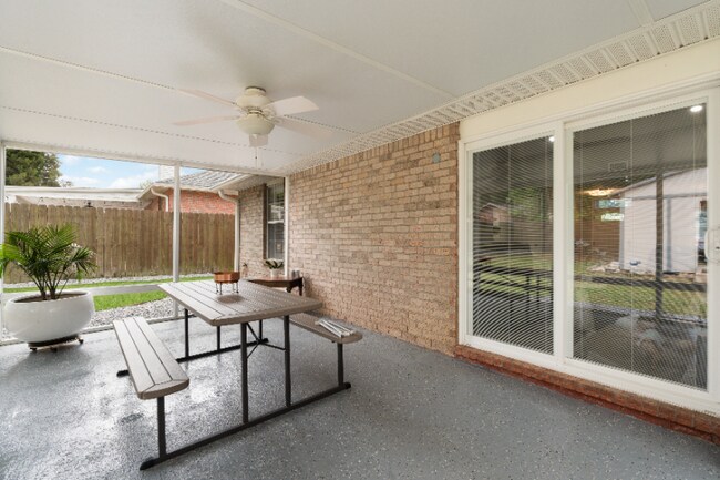 Building Photo - 7290 Tannehill Dr