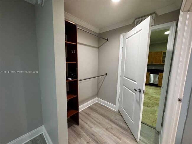Foto del edificio - 1750 NW 107th Ave