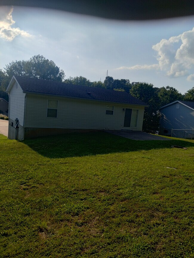 Building Photo - 4724 Land Rush Dr