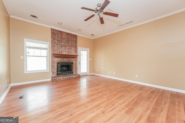 Building Photo - 103 Meadow Ridge Way