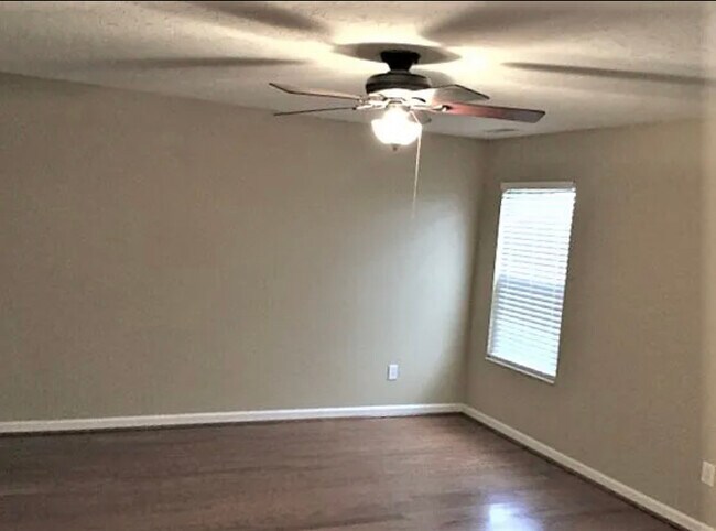 Building Photo - 5974 Marsh Cir