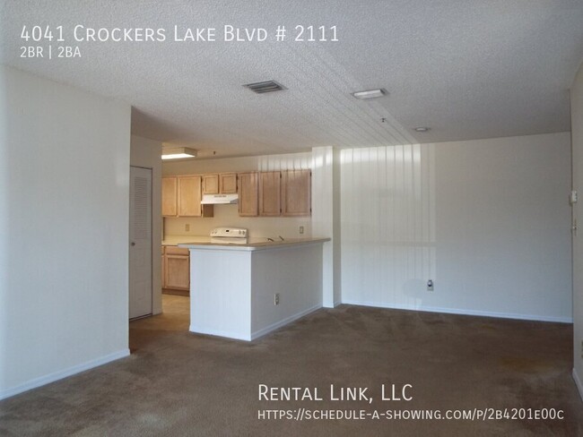 Foto del edificio - 4041 Crockers Lake Blvd