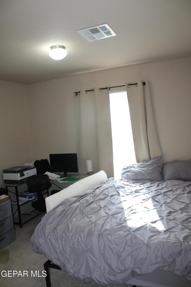 Foto del edificio - 12928 Hueco Pit Dr