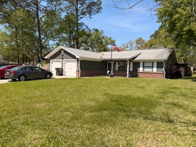 Foto del edificio - Fenced in 4 Bed 2 Bath in Mariners Landing
