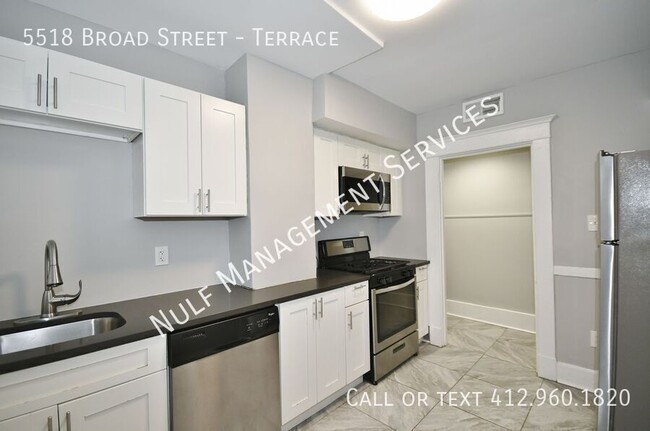 Foto del edificio - 5518 Broad St