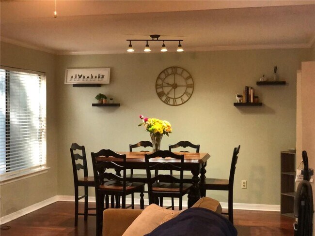 Foto del edificio - 6417 Cedar Bend Ct