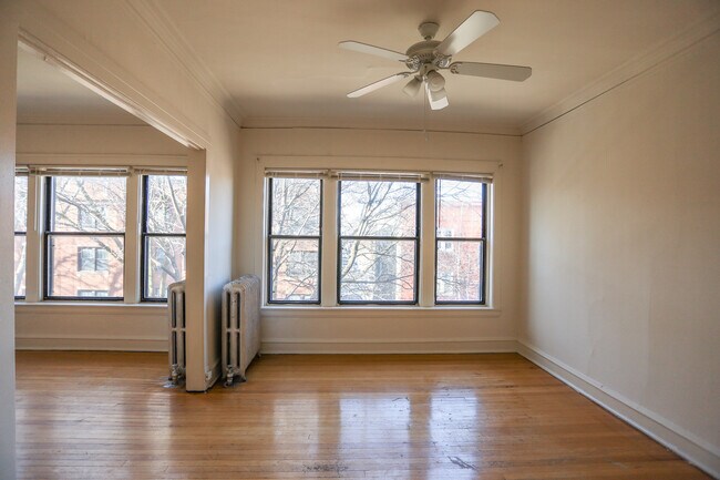 Foto del edificio - 5107 N Glenwood Ave
