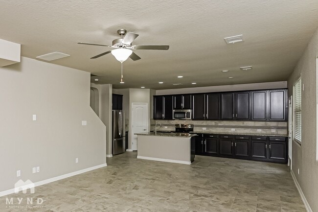 Foto del edificio - 11335 Decidedly