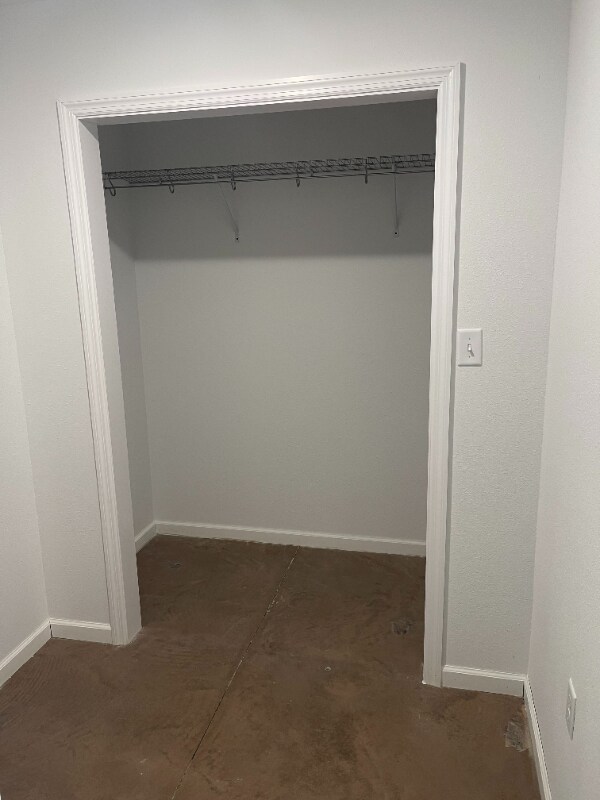 2753 Brody Ln Unit 8, Farmington, MO 63640 Room for Rent in Farmington, MO