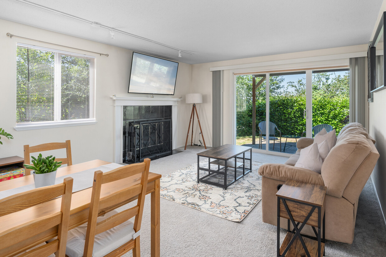 4918 110th Avenue Ct E Unit 1, Edgewood, WA 98372 Condo for Rent in