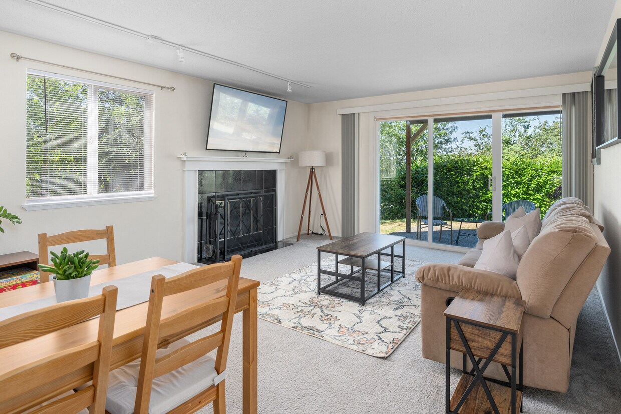 4918 110th Avenue Ct E Unit 1, Edgewood, WA 98372 Condo for Rent in Edgewood, WA