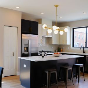 Foto del edificio - 318 E Lincoln St