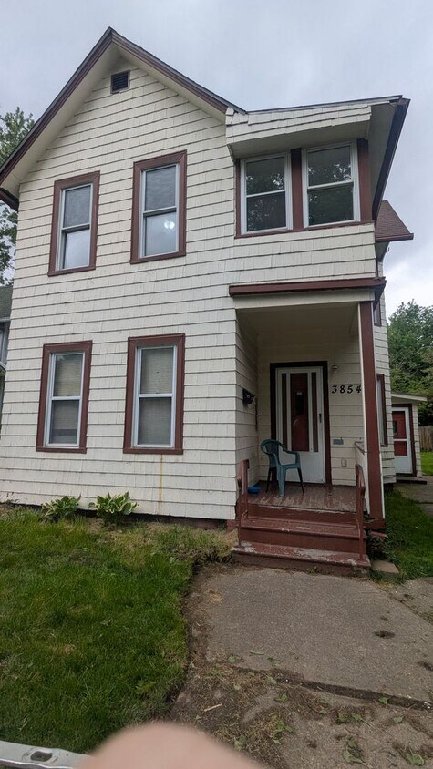Primary Photo - 3854 W 40th St