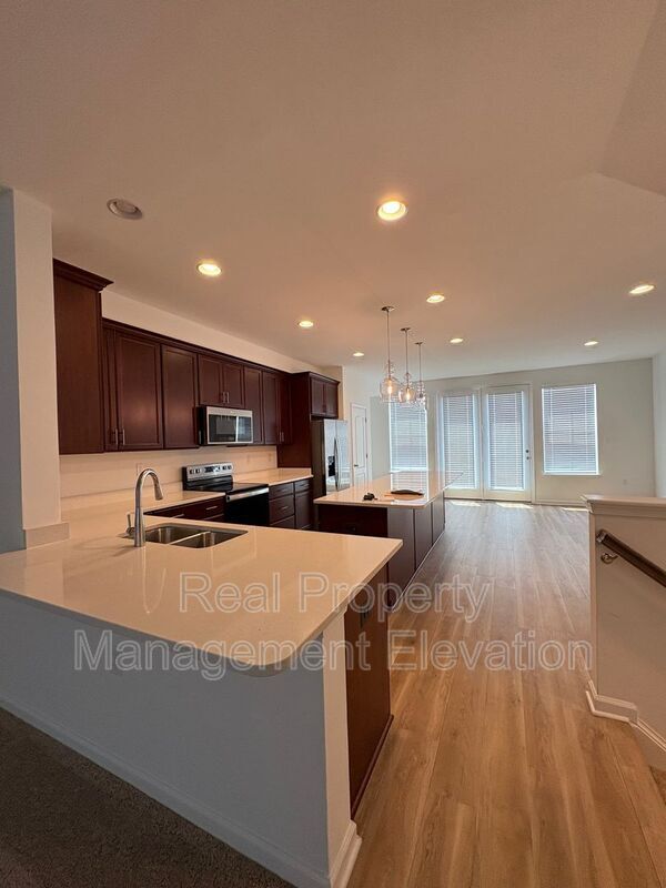 Foto del edificio - 602 Hemsworth Ln