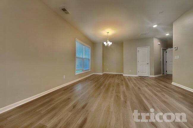 Building Photo - 3440 Baylor Cir