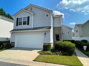 Building Photo - 906 W Oaks Dr