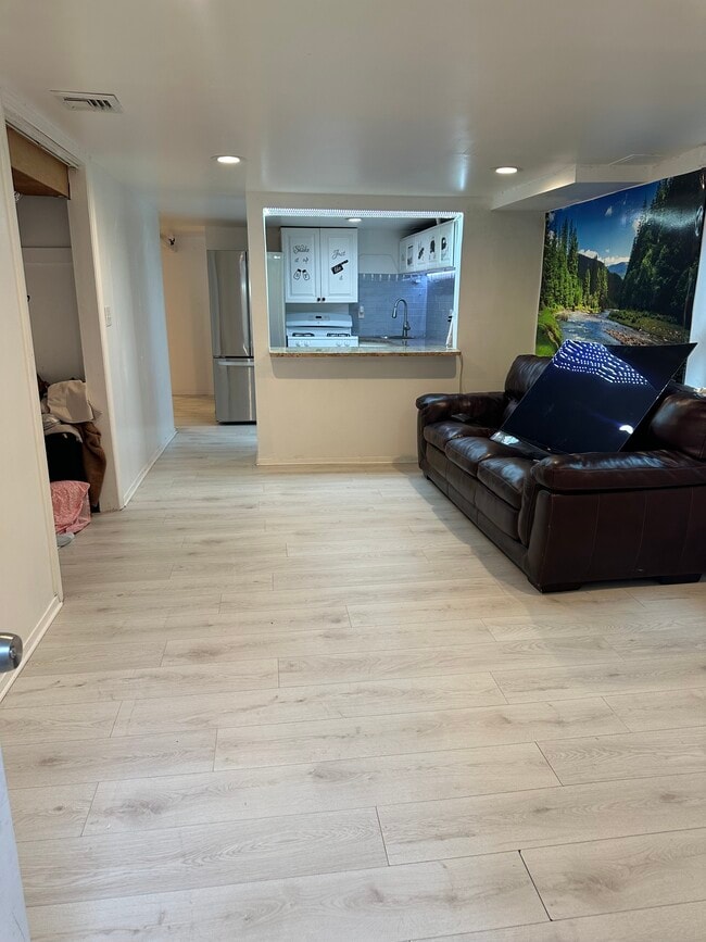 Newly renovated floor - 104 N 7th St