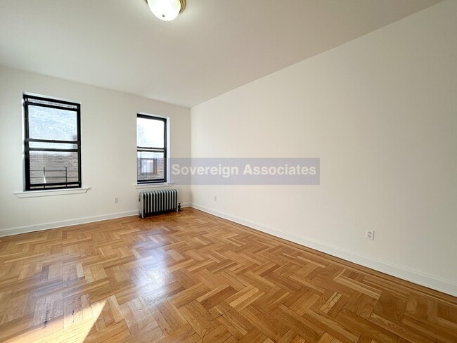 Building Photo - 590 Fort Washington Ave