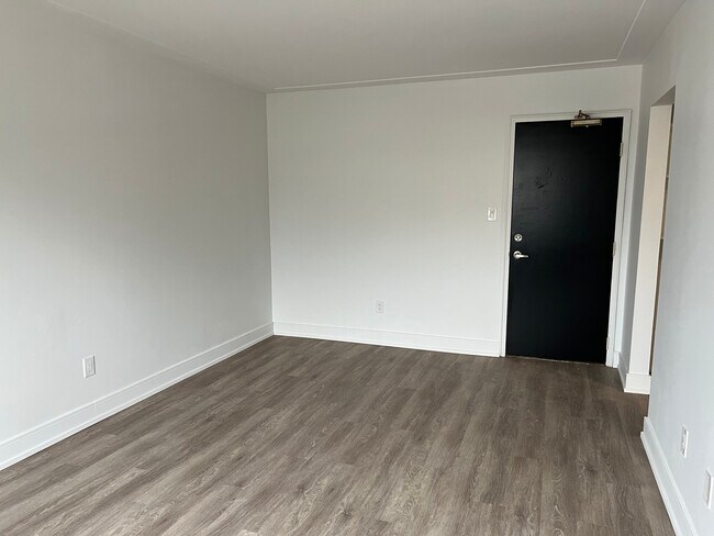 Photo du bâtiment - 21 Stirling Ave S